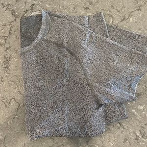 Men’s lululemon t-shirt